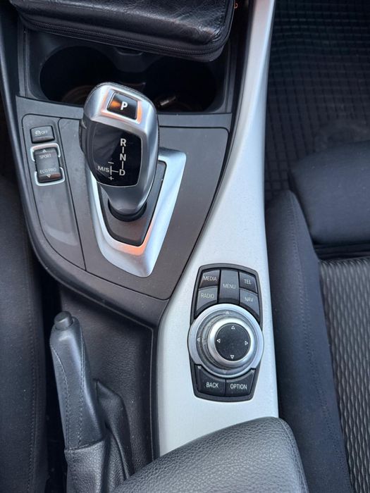 BMW seria 1 automata 2012 / Schimb