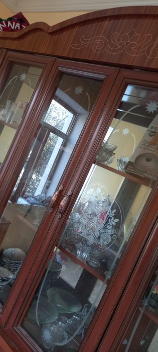 Стенка сотилади яхши холатта