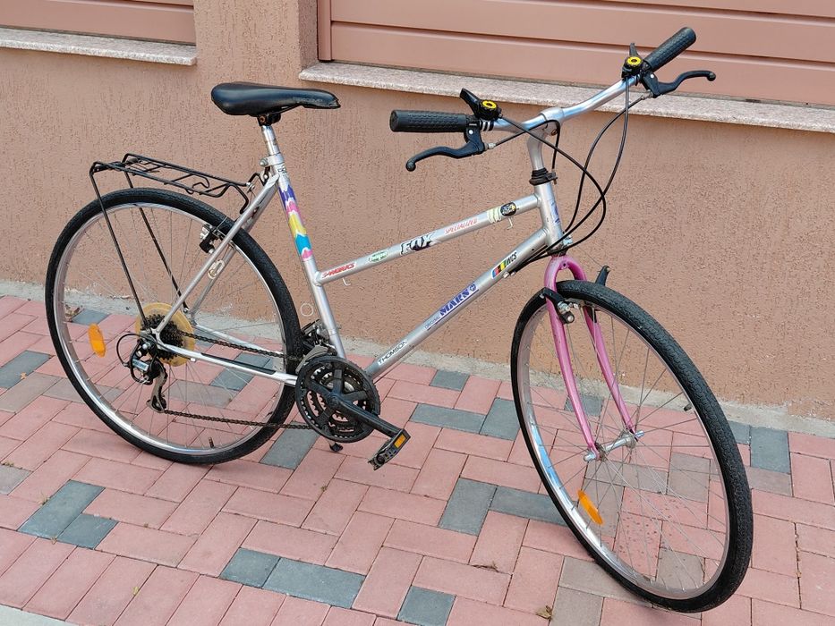 Vând bicicleta Dama.