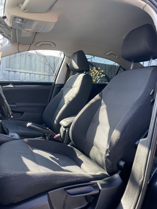 VW Jetta 1.6 TDI 2011