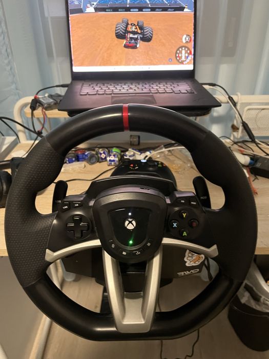 Vand volan de gaming hori aproape nou