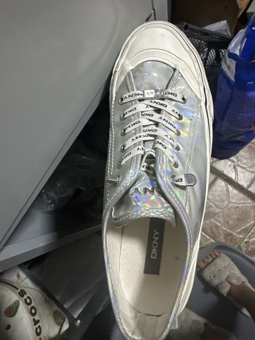 Придам кеды DKNY