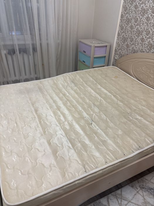 Отдам матрас даром