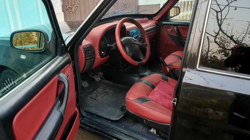 ВОЛГА 31105 сотилади