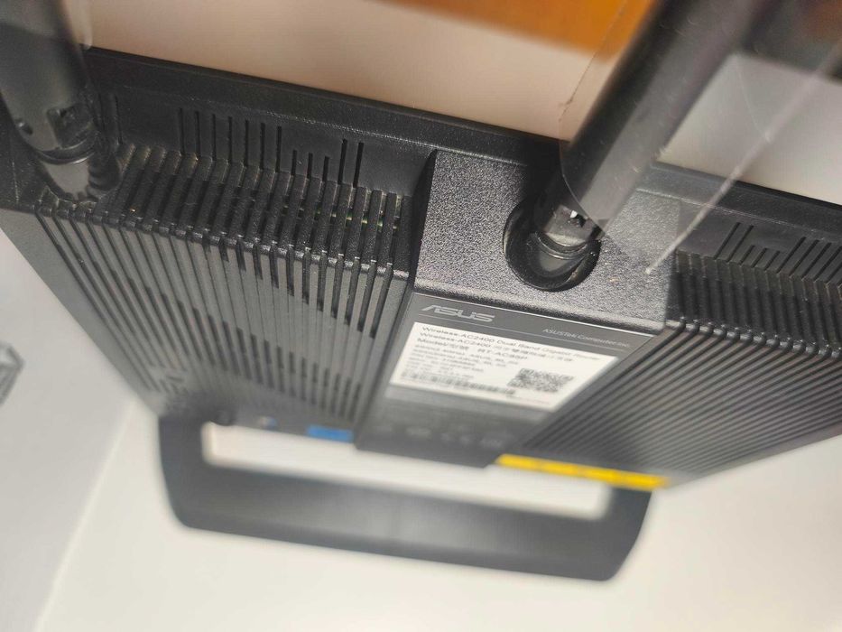 Router Asus RT-AC85P, 2.5+5Ghz, 600+1733 Mbps, WAN+LAN Gigabit, Gaming optimized, usb