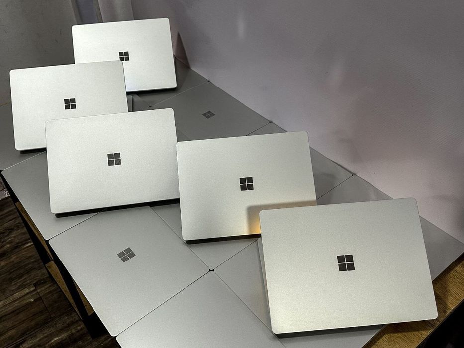 MICROSOFT SURFACE GO 2 sensorli biznes noutbook