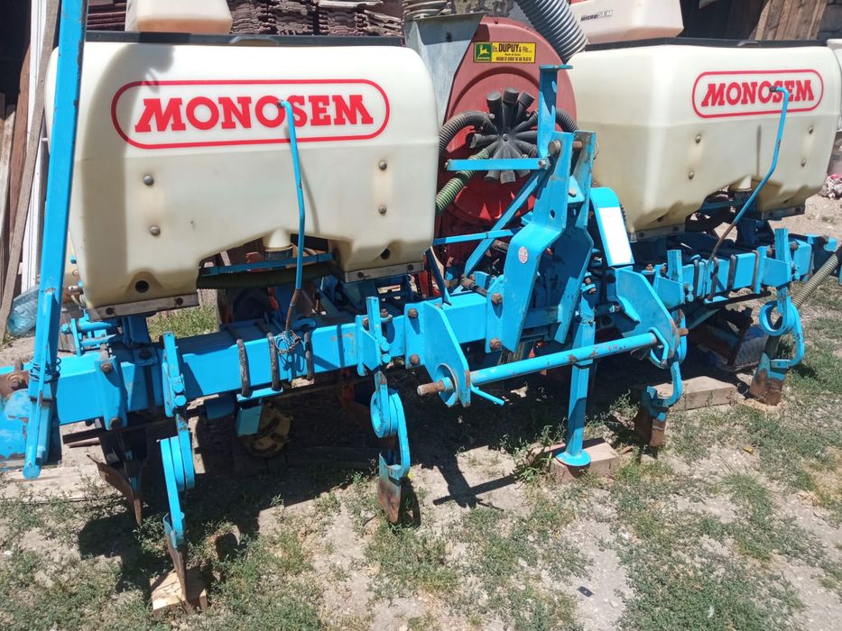 Semnatoare porumb Monosem ng plus roata pro pnu