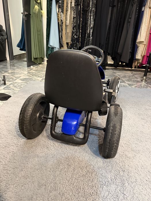 Kart Mercedes albastru
