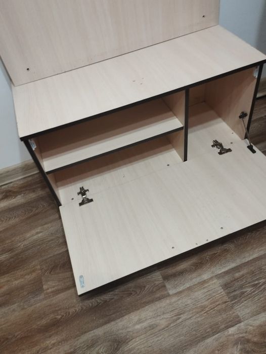 Прихожая  в хорошем состоянии