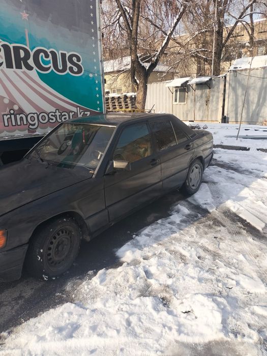 Продам Мерседес 190