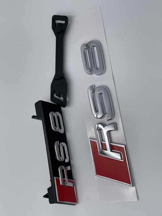 Set Embleme Audi Rs8 crom s-line