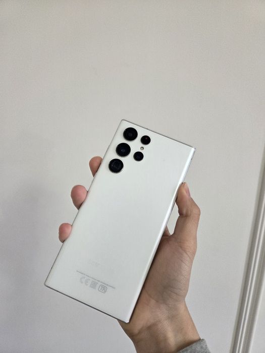 Продам samsung s22 ultra 256gb