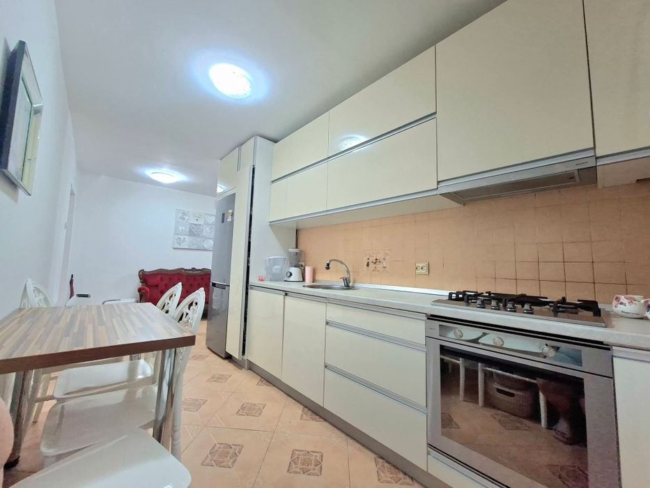 Apartament 3 camere etajul 1,  Codlea