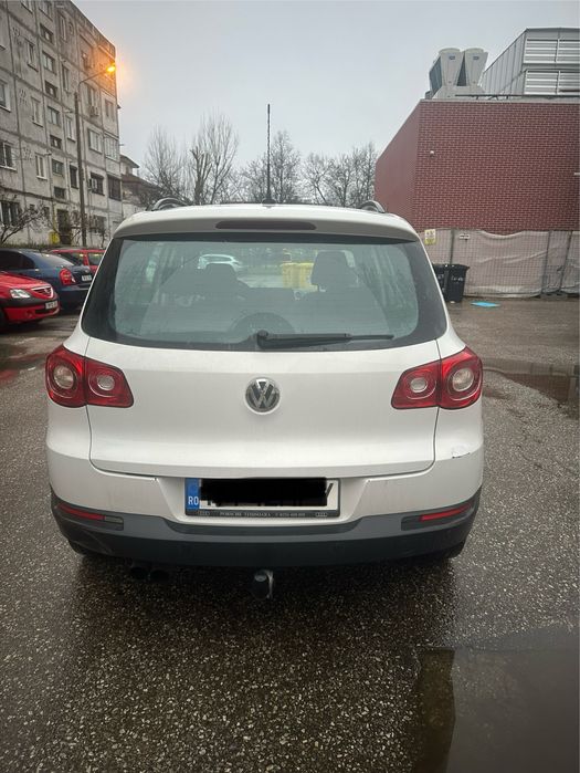 VOLKSWAGEN Tiguan 2010 — imagine 3