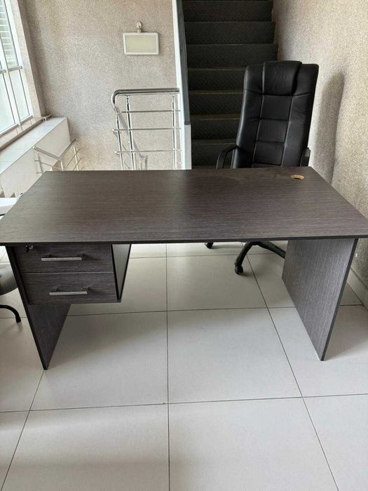 Офисная мебель Стол Шкаф