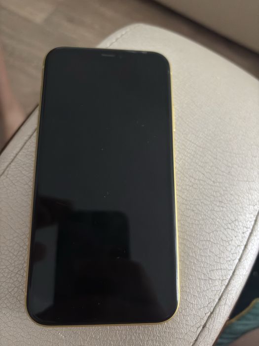 Телефон Iphone 11