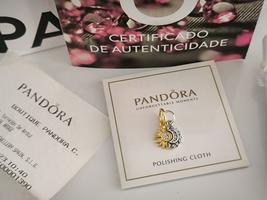 Charm Pandora luna și soare