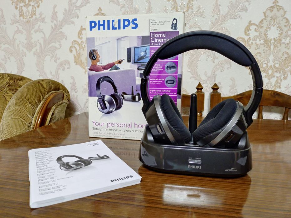 Кинотеатральные наушники Philips