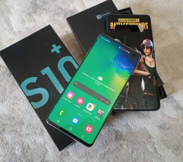 Samsung galaxy S10+.