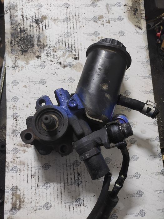 Насос гидроусилителя руля