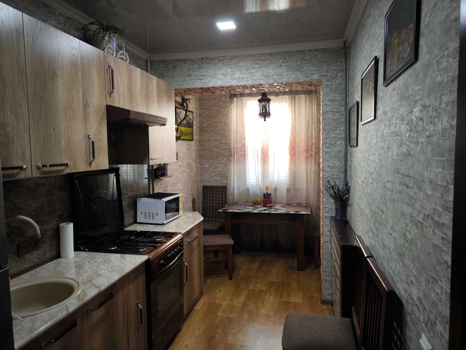 Сдается от собственника 2к комнатая кв, в Мирзо -улугбекском районе