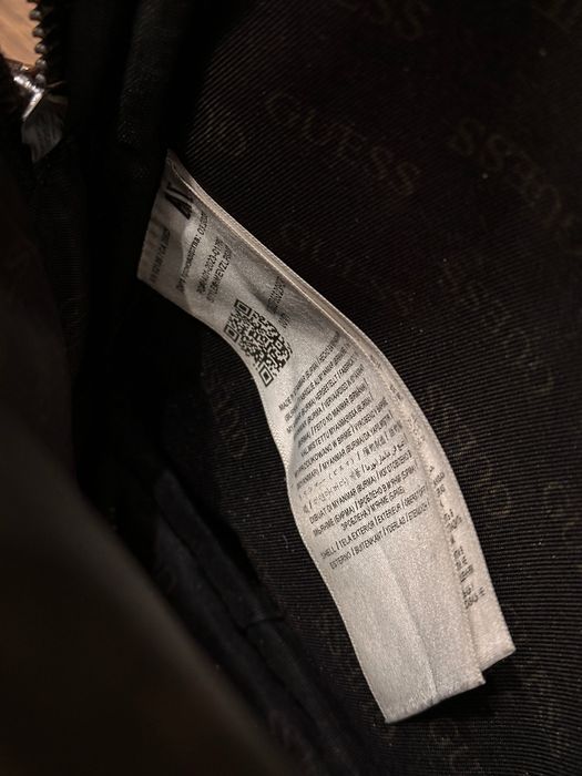 Guess - мъжка чанта