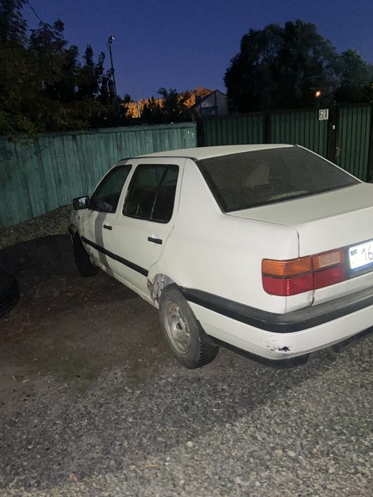 Продам фольсваген венто 1992 года