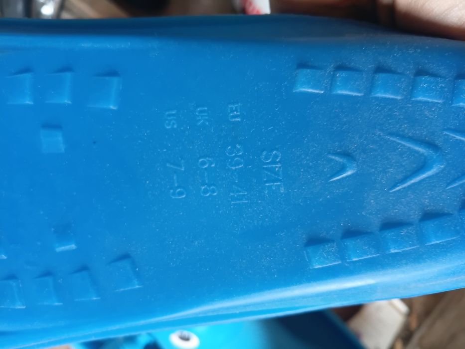 Продам ласты для плавания