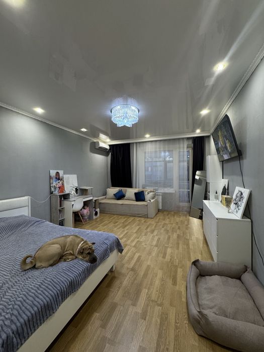 возьму девушку на подселение