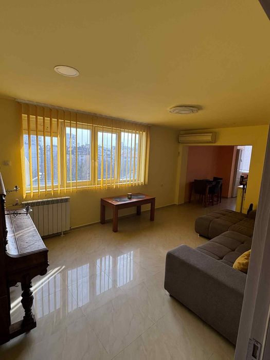 Дава се под наем Тристаен апартамент в София, Младост 1 - 78 кв.м за 746.64 € - Снимка #2