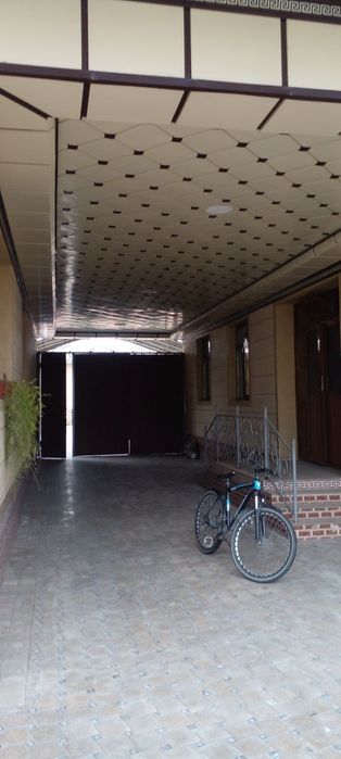 UY SOTILADI!!! Sharoit zor