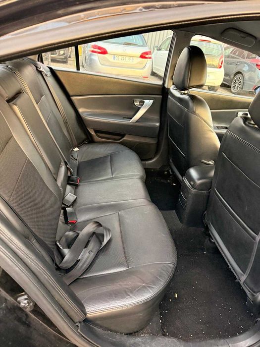 Nissan Primera 140 cai motor pe Lant