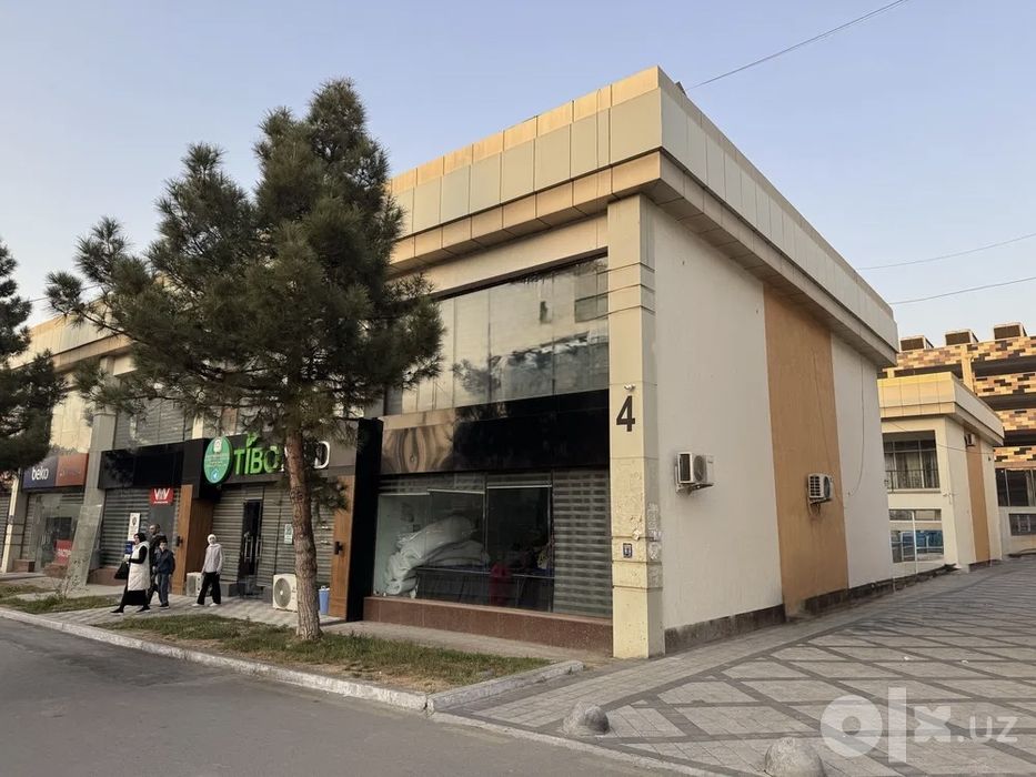 Farxod bozorida kadastrli magazin 12kv