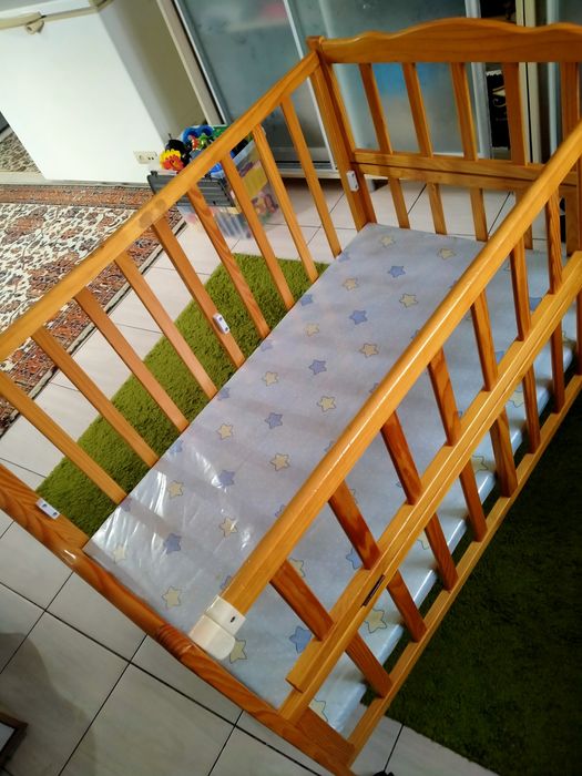 Кроватка детская