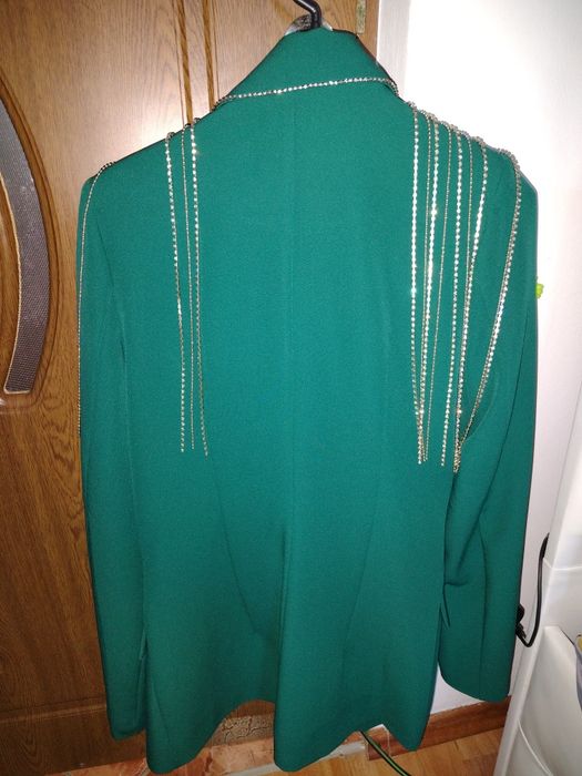 Vând costum dama