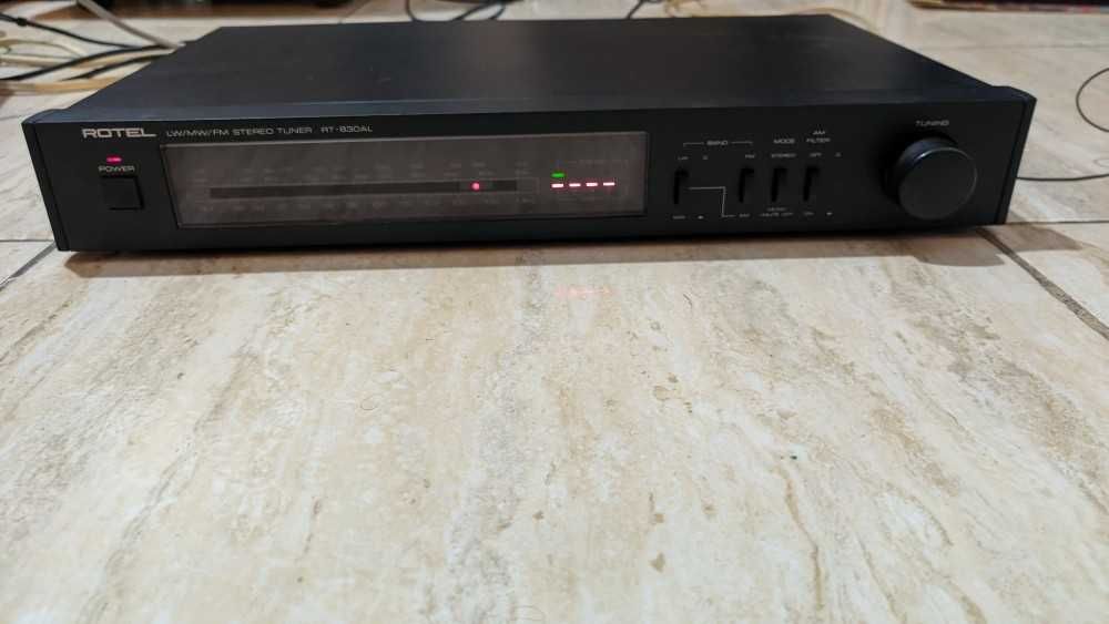 Tuner Sony ST-707 ES sau ST-SA3ES, tuner Rotel, NAD, Kenwood, Dual etc