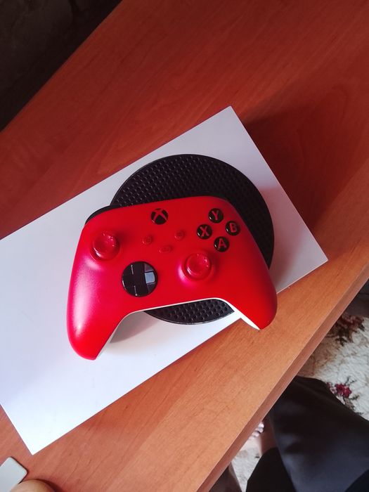 Продаю xbox в идеальном состоянии