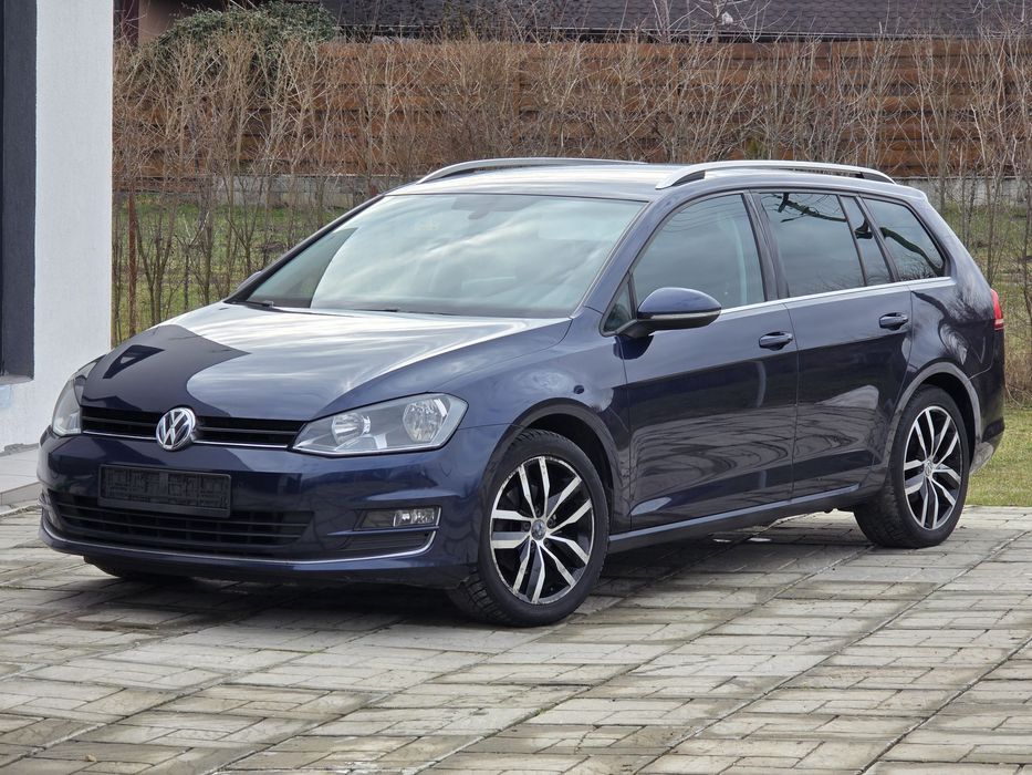 Volkswagen Golf 7 /DSG/ Piele / Keyless