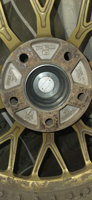 Продам диски 114.3×5 , шинами 225×65r16