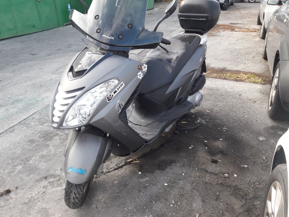 Скутер Малагути Блог(Malaguti BLOG 150)-На части