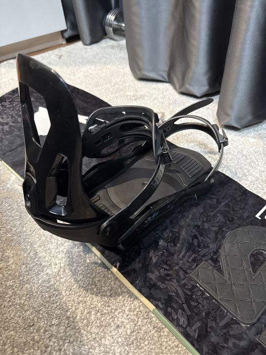 Продам сноуборд