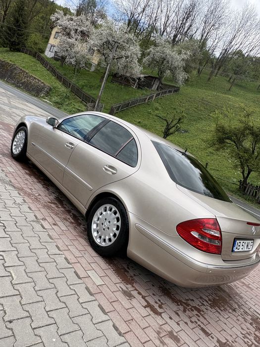 Vând Mercedes E220 CDI Manual W211