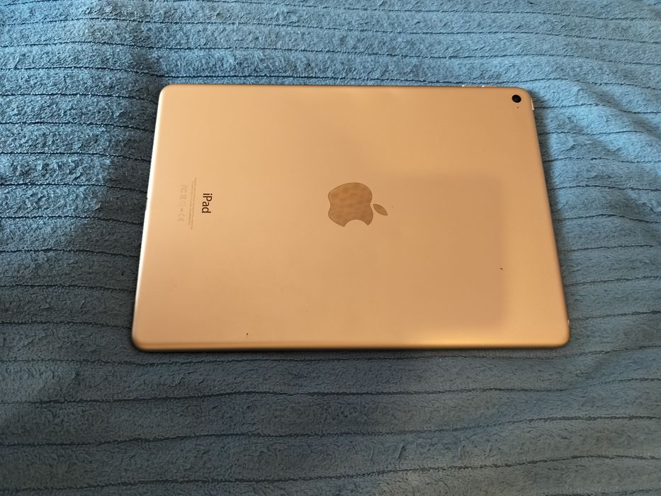 Ipad air 2 продам