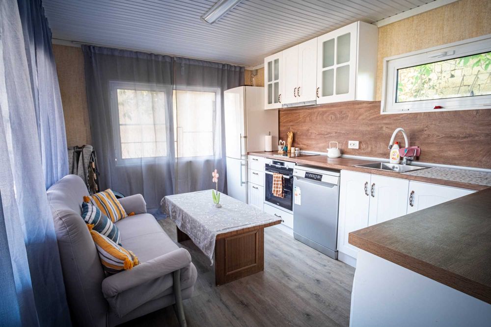 Дава се под наем Къща в с. Красен, Област Русе - 65 кв.м за 331.5 € - Снимка #1