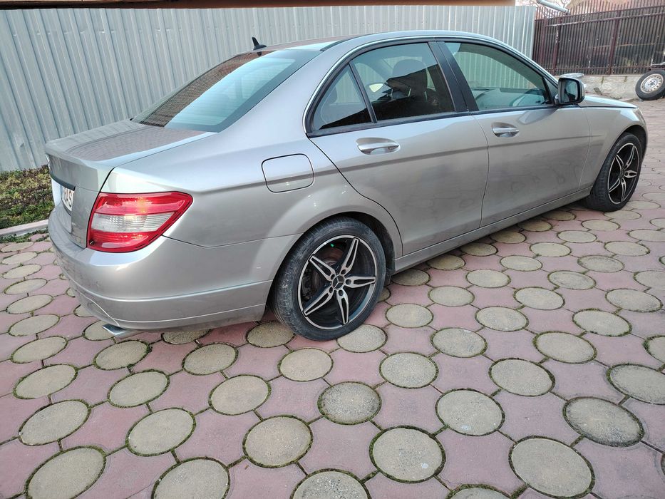 Mercedes Benz C300 i