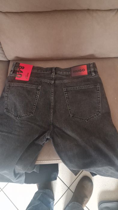 Blugi hugo boss noi