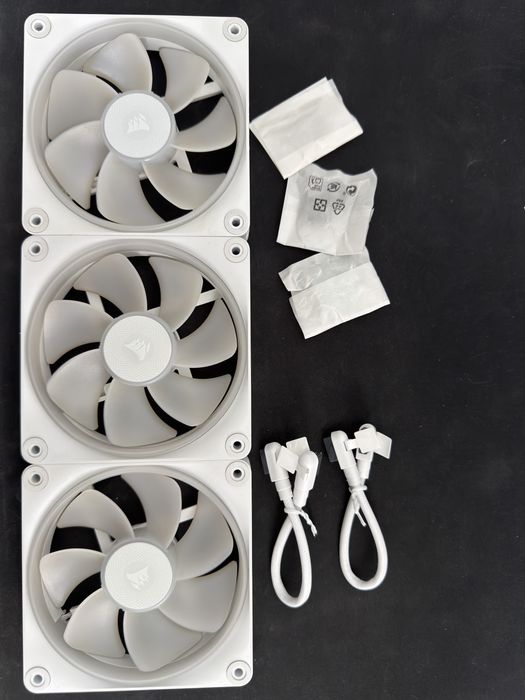 Vand Fan uri Corsair LX 120-Reverse Blade