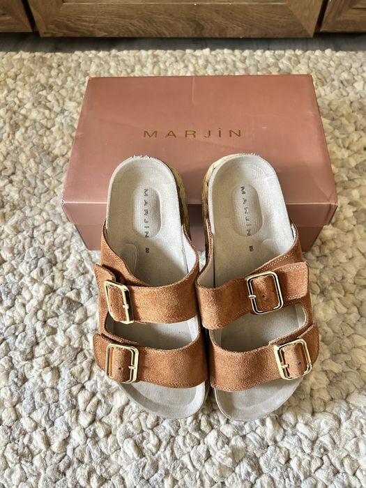 Papuci piele, superbi, nr. 38.