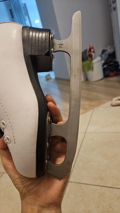 Продам коньки граф монтана 29