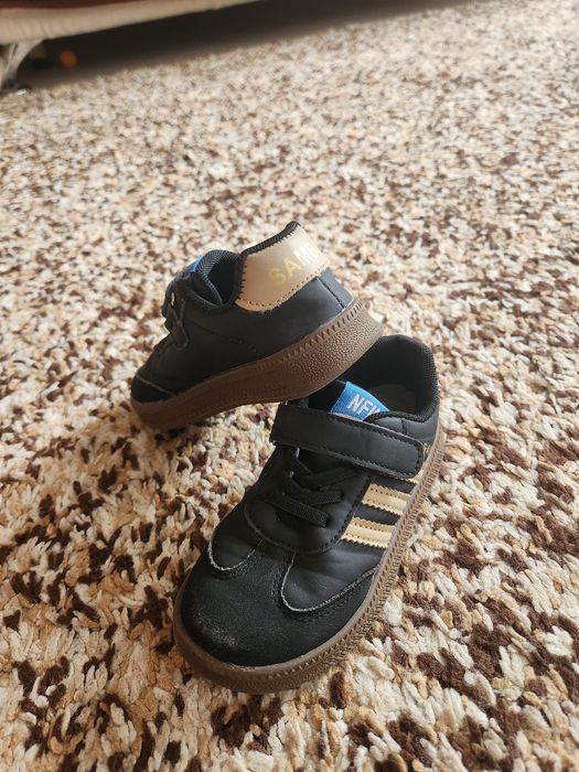 Продам детские макасики
